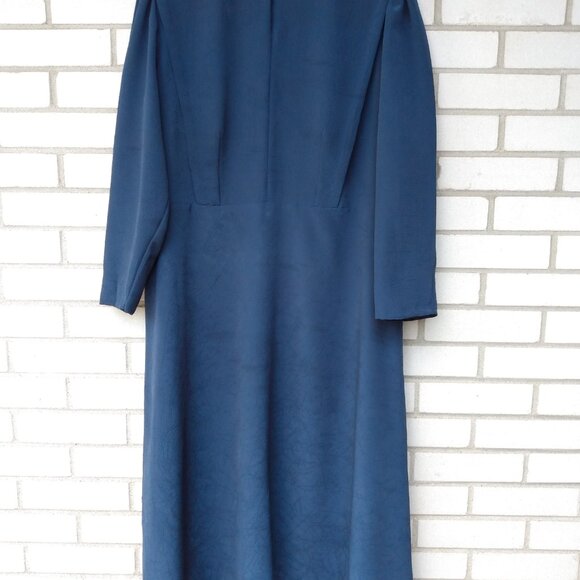 Amish Mennonite Cape Dress PLUS SIZE 48"B 41"W Navy Blue Crinkle Handmade - Picture 2 of 10